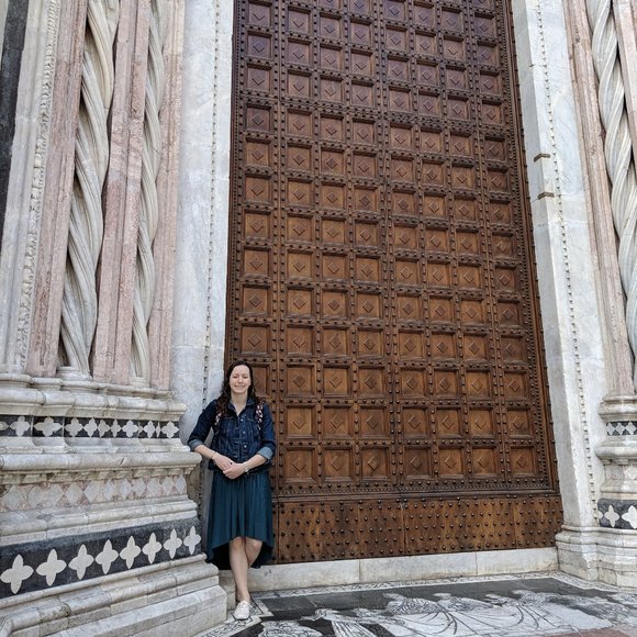 Meet your Posher, Katherine - Picture 3 of 7